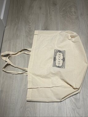 Gucci large cloth dust bag, tote sized